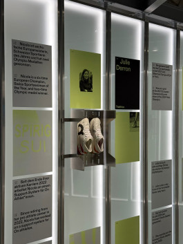 PHILIPP SCHENK-MISCHKE